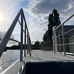 Nena Hausboot Berlin