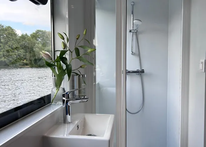 Nena Hausboot * Berlín