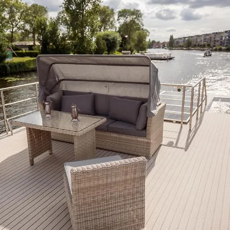 Nena Hausboot Berlino